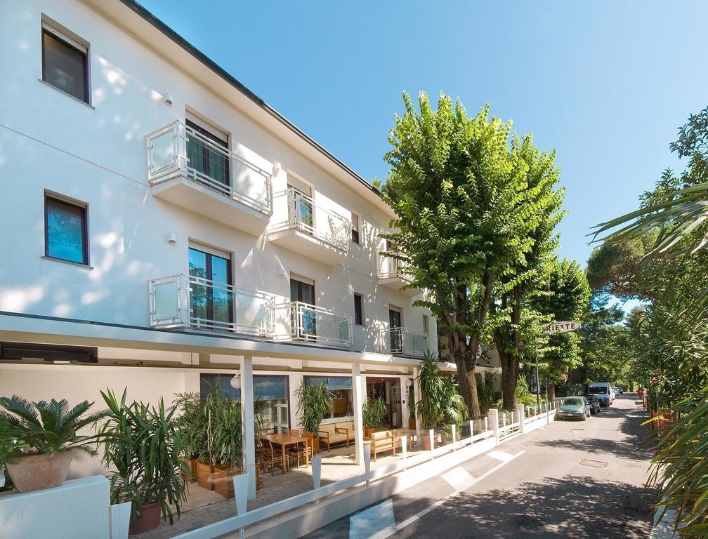 Hotel Trieste Cervia Dış mekan fotoğraf