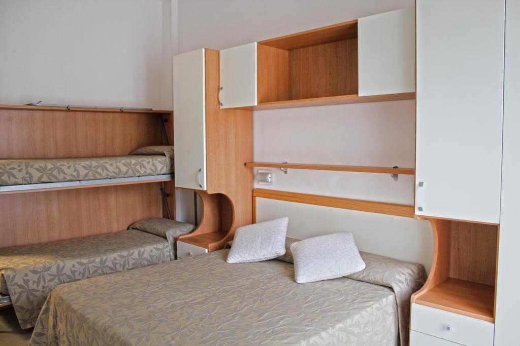 Hotel Trieste Cervia Dış mekan fotoğraf